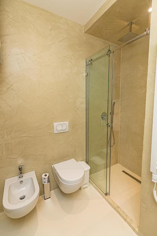 Novus Rooms Vlorë Extérieur photo